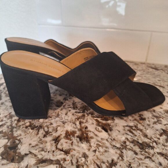Banana Republic Black Suede heels sandals size 9M‎ - Picture 2 of 9